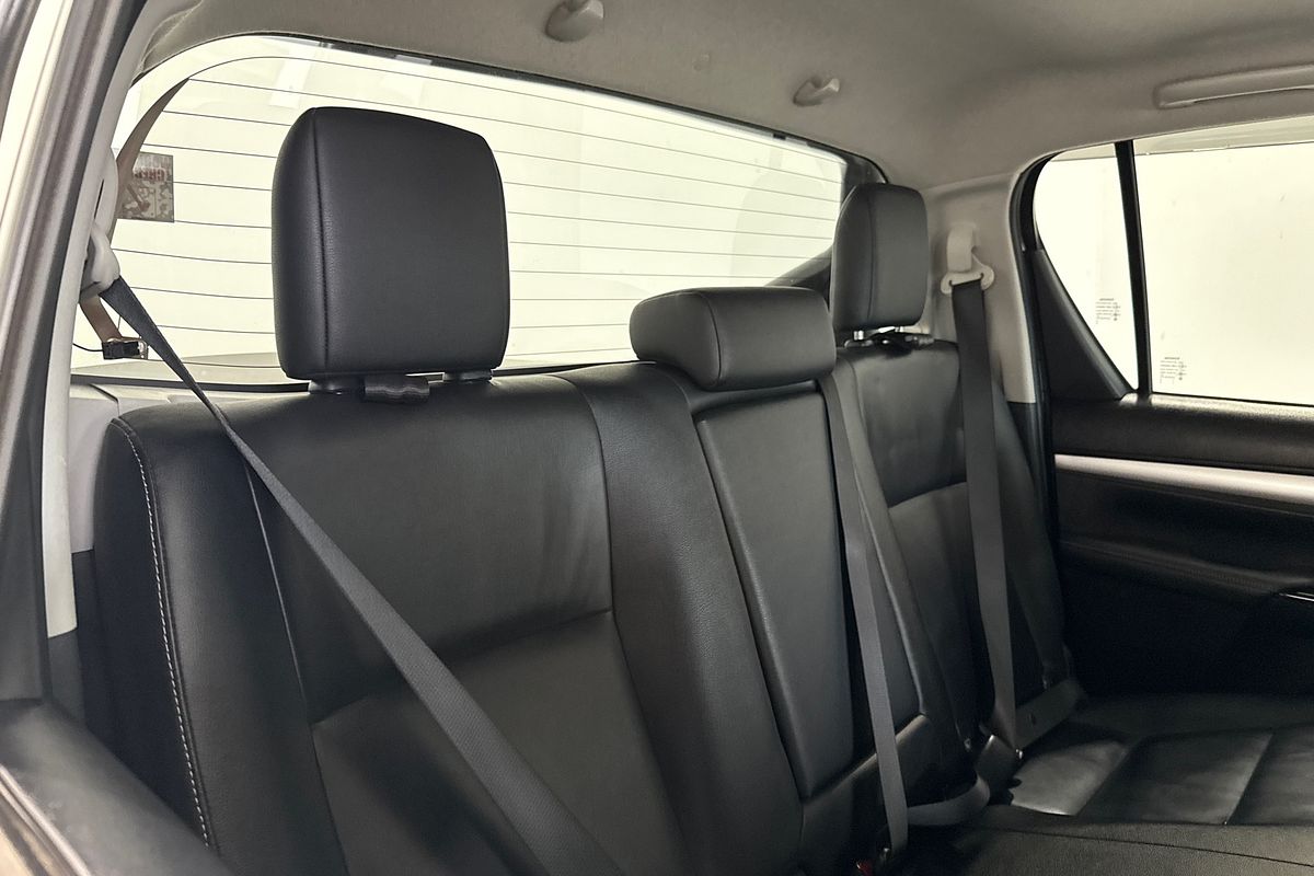 2019 Toyota Hilux SR5 GUN126R 4X4