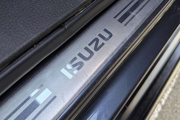 2024 Isuzu D-MAX LS-U+ 4X4