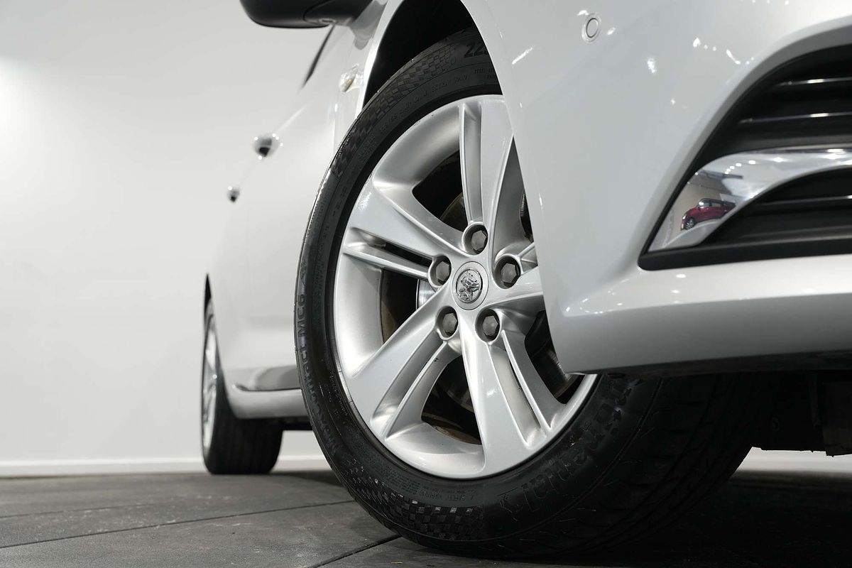 2020 Holden Commodore LT ZB