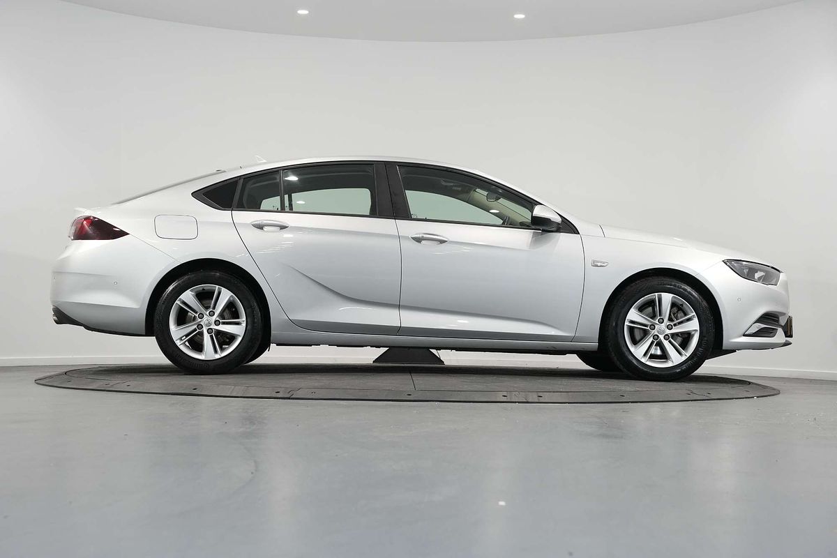 2020 Holden Commodore LT ZB