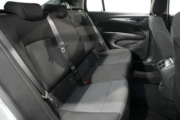 2020 Holden Commodore LT ZB