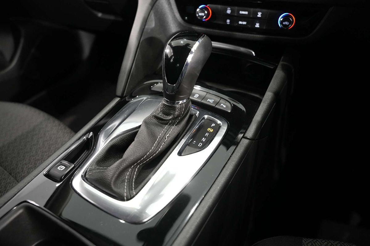 2020 Holden Commodore LT ZB