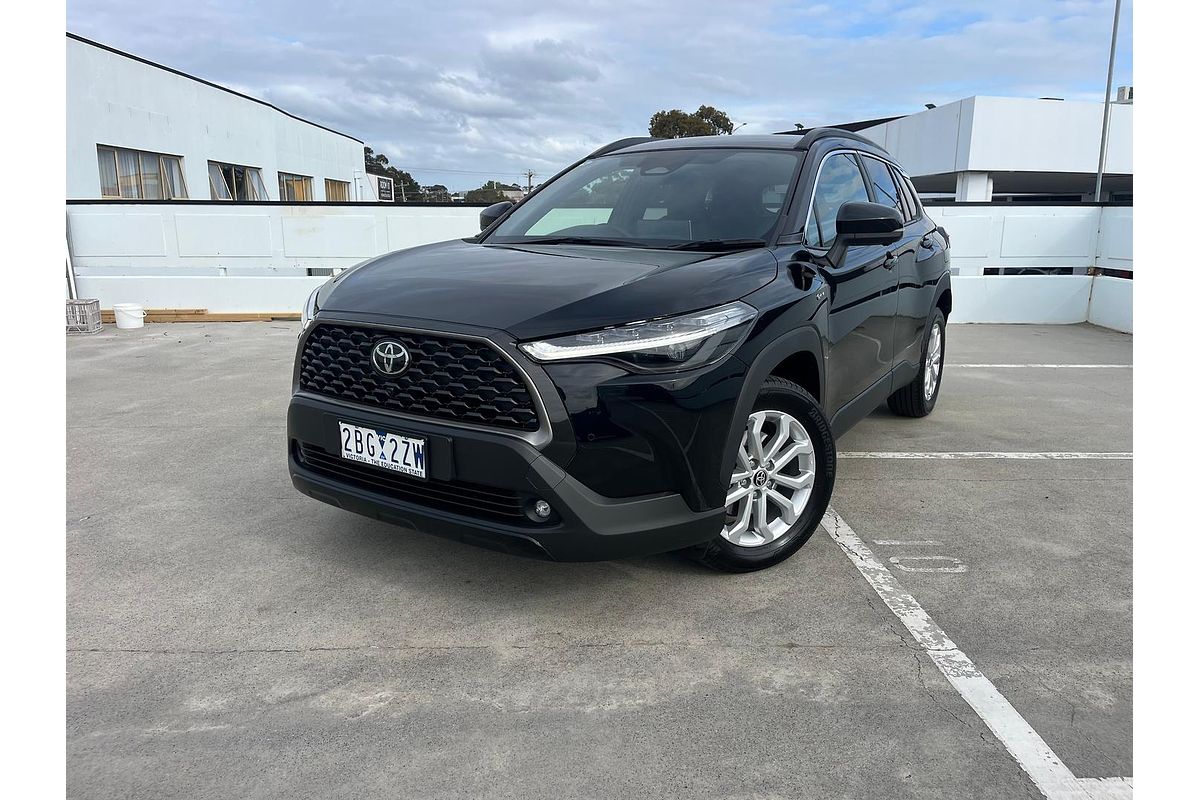 2024 Toyota Corolla Cross GXL MXGH10R