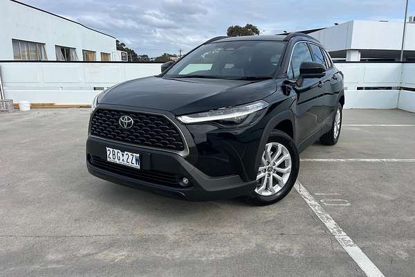 2024 Toyota Corolla Cross GXL MXGH10R