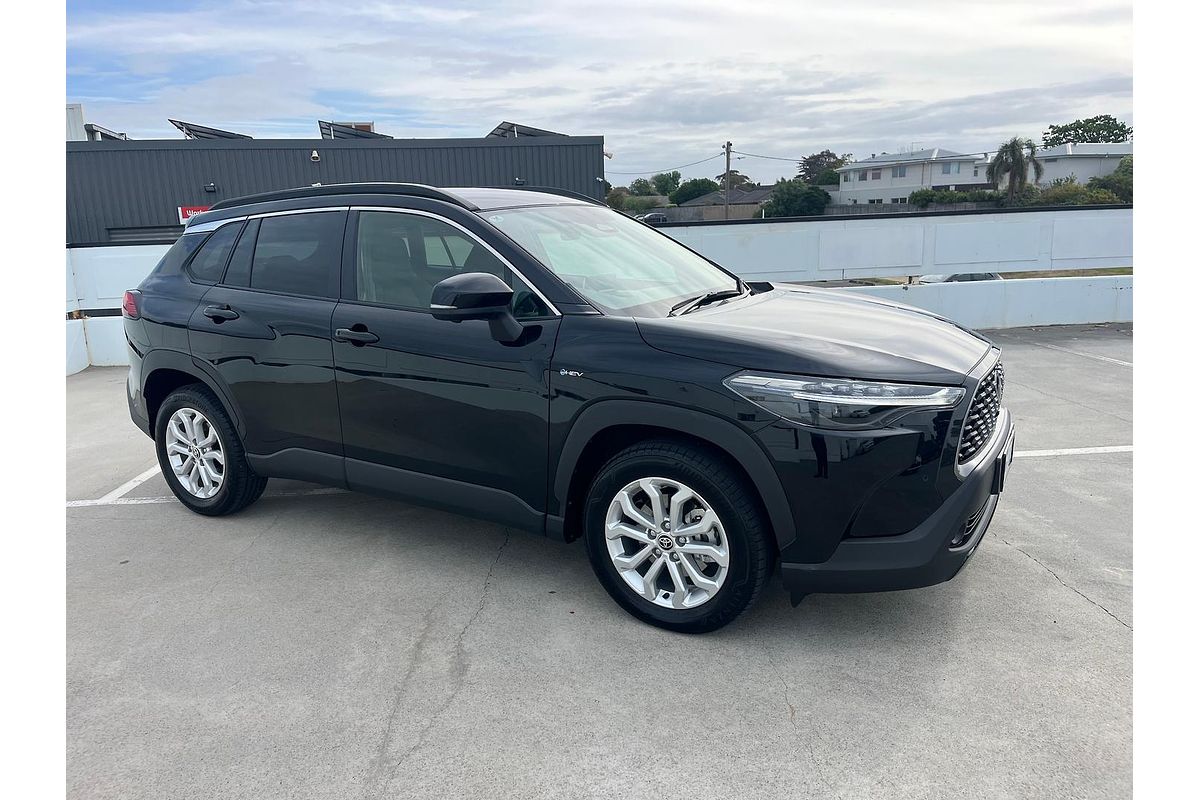 2024 Toyota Corolla Cross GXL MXGH10R