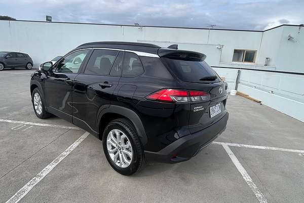 2024 Toyota Corolla Cross GXL MXGH10R