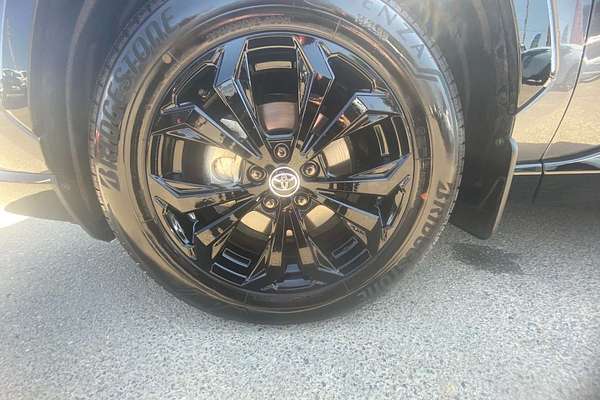 2024 Toyota RAV4 XSE AXAH52R