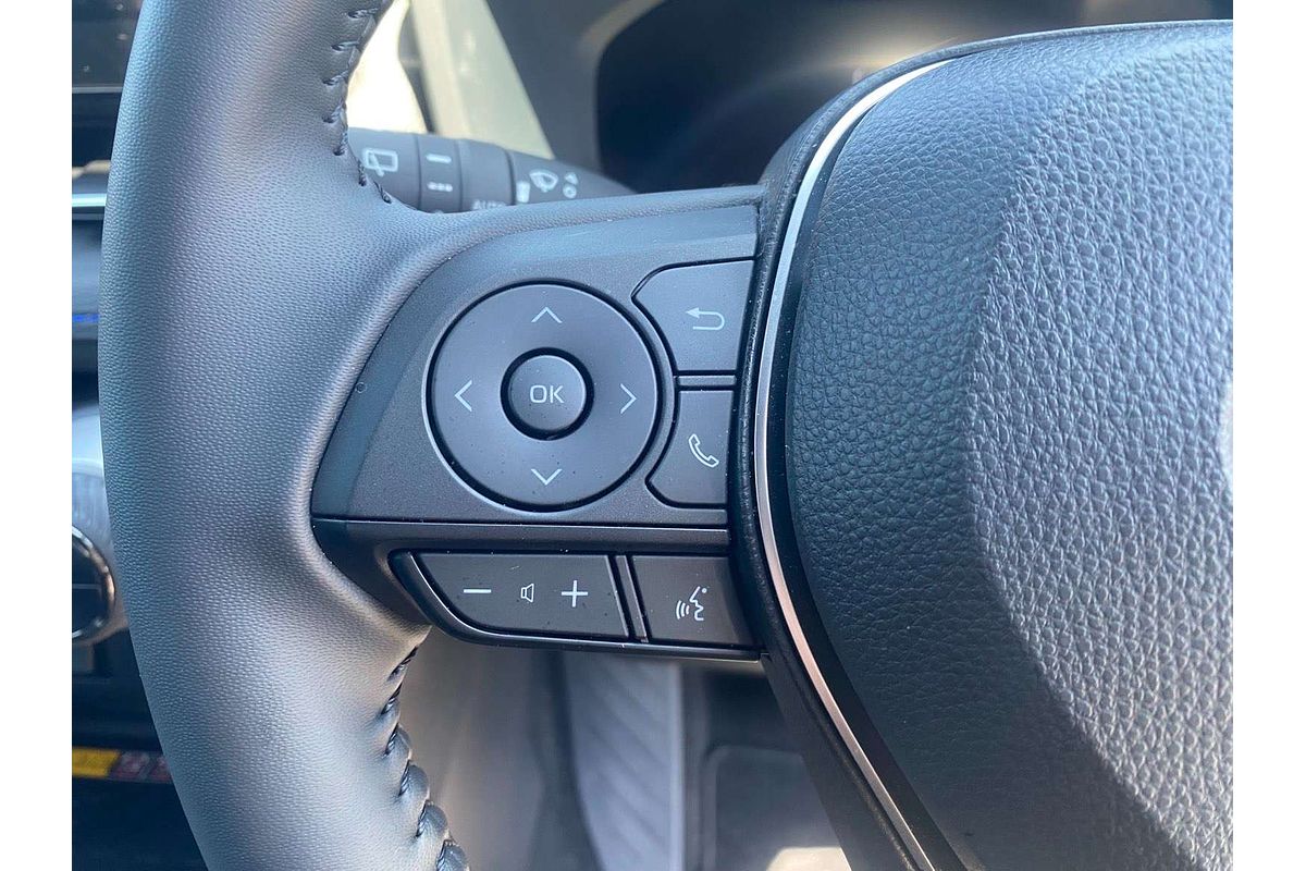 2024 Toyota RAV4 XSE AXAH52R