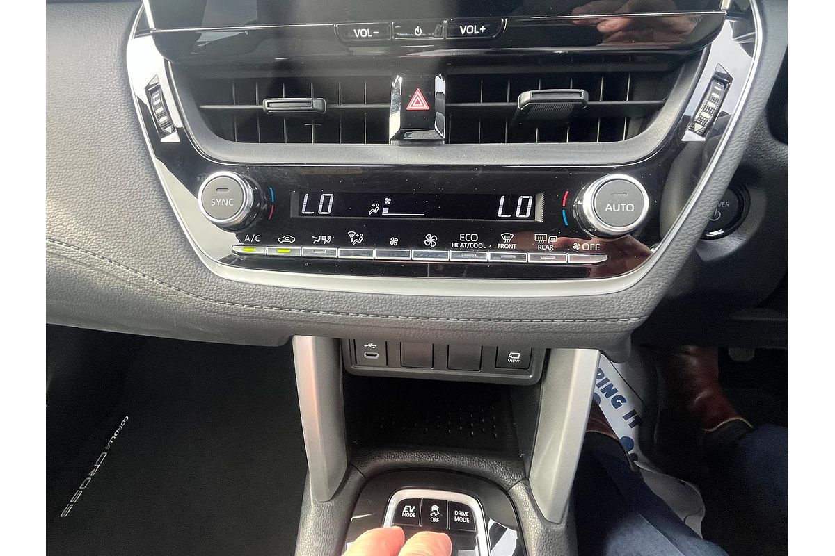 2024 Toyota Corolla Cross GXL MXGH10R