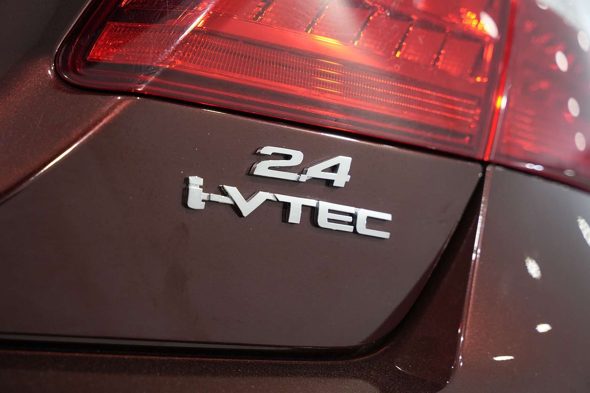 2014 Honda Accord VTi-S 9th Gen