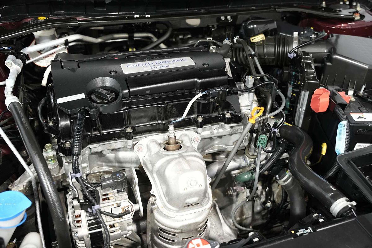 2014 Honda Accord VTi-S 9th Gen