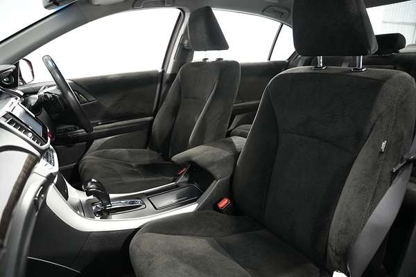 2014 Honda Accord VTi-S 9th Gen