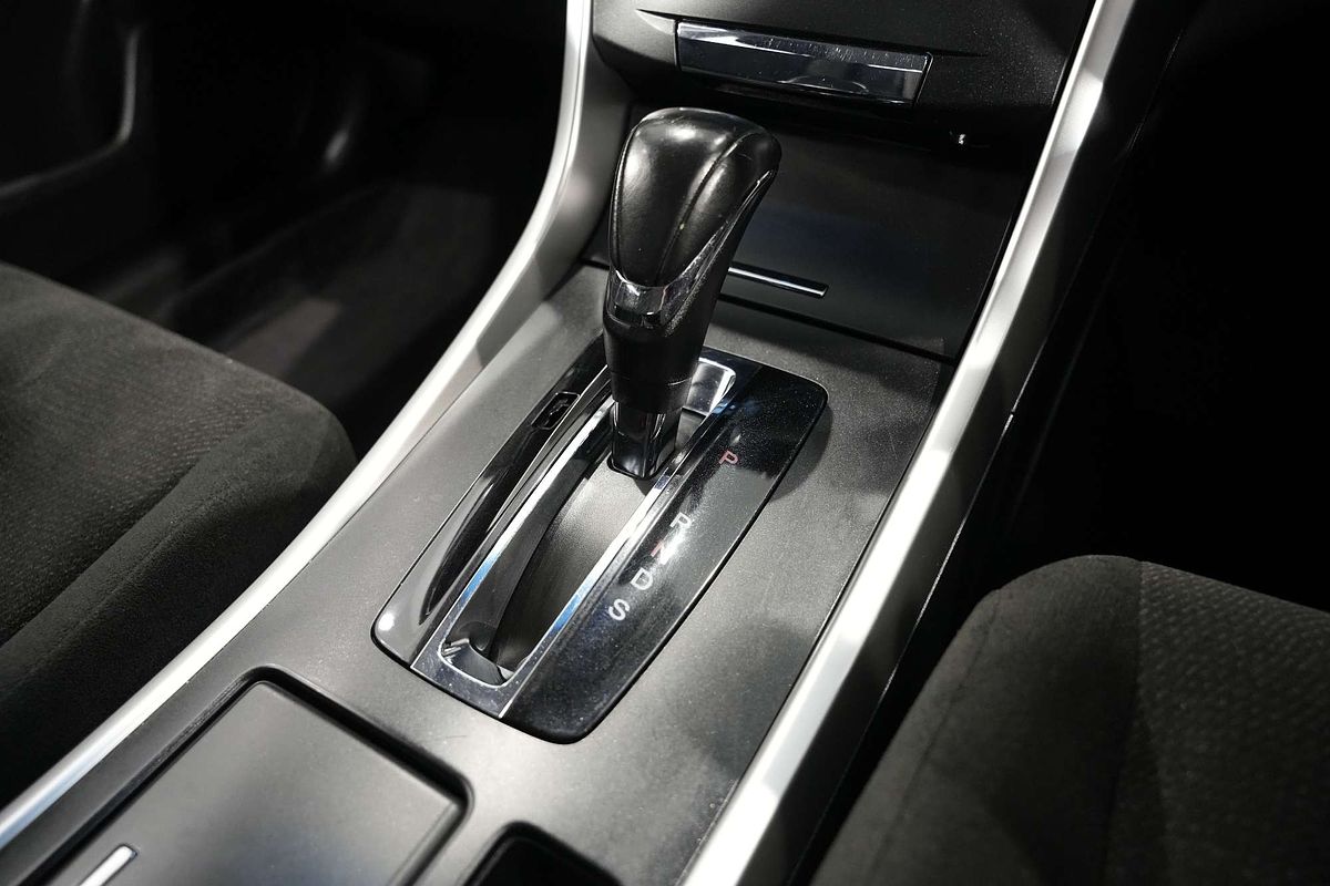 2014 Honda Accord VTi-S 9th Gen