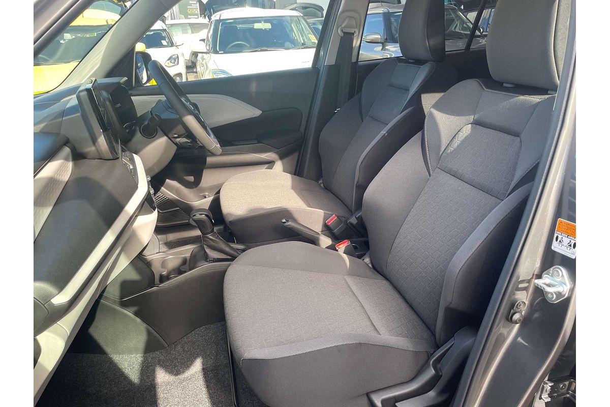 2025 Suzuki Swift Hybrid Plus UZ