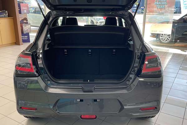 2025 Suzuki Swift Hybrid Plus UZ