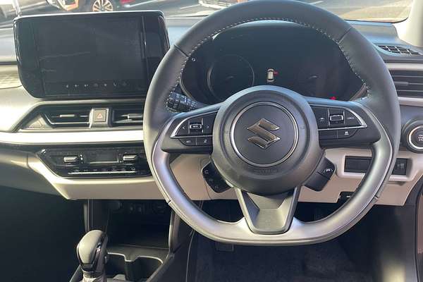 2025 Suzuki Swift Hybrid Plus UZ