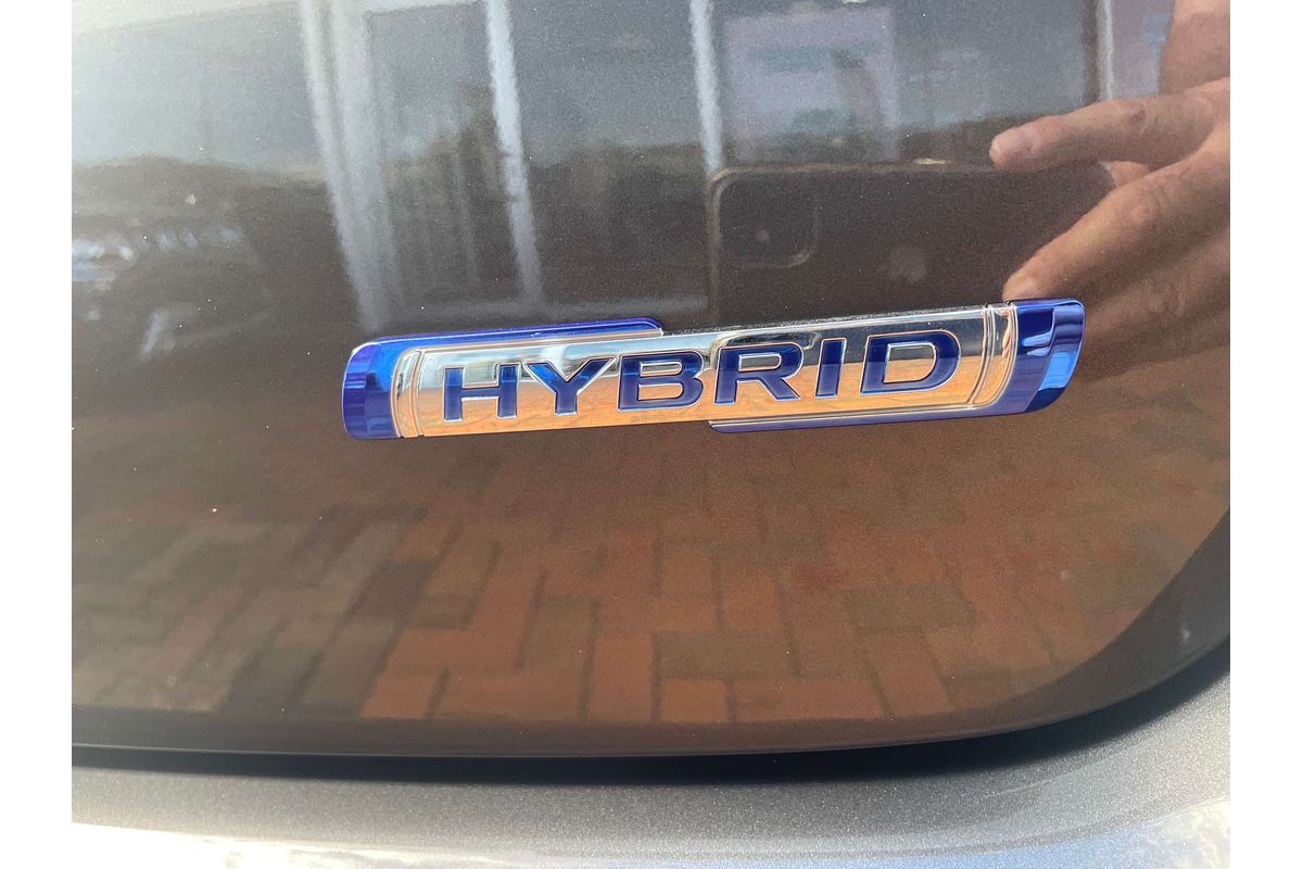 2025 Suzuki Swift Hybrid Plus UZ