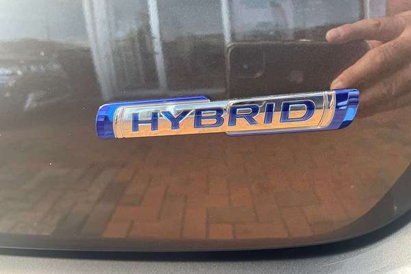 2025 Suzuki Swift Hybrid Plus UZ