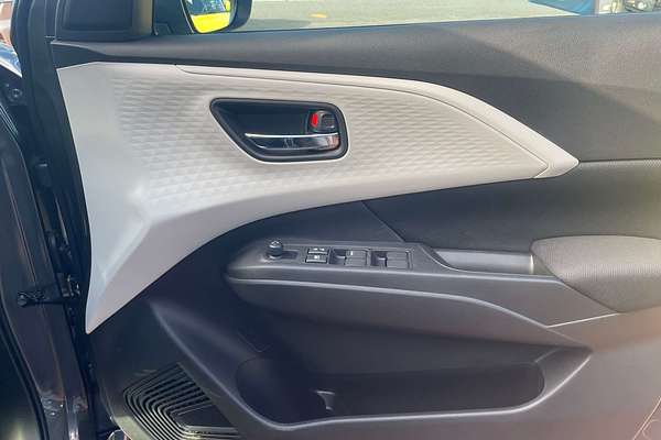 2025 Suzuki Swift Hybrid Plus UZ