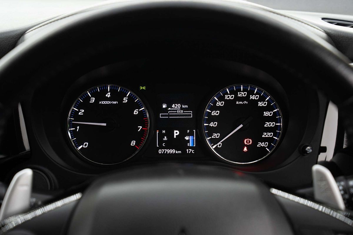 2016 Mitsubishi Outlander XLS ZK