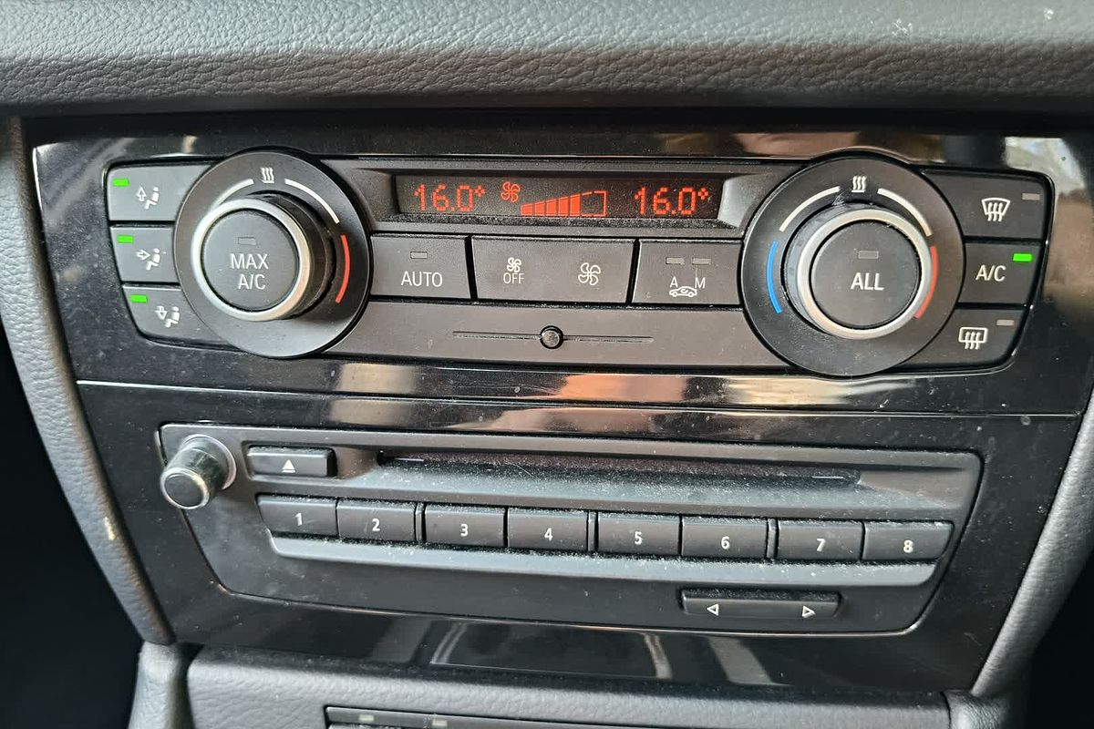 2013 BMW X1 sDrive20i E84 LCI