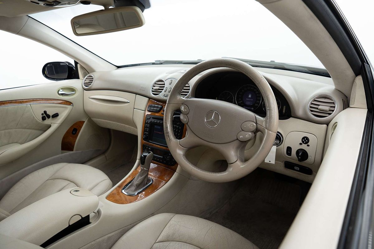 2003 Mercedes-Benz CLK-Class CLK500 Elegance C209