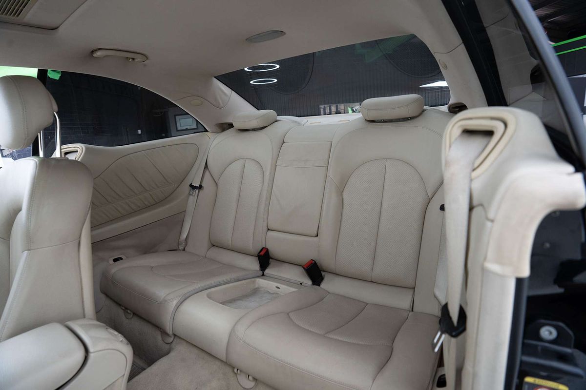 2003 Mercedes-Benz CLK-Class CLK500 Elegance C209