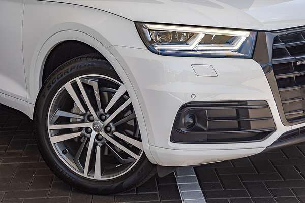 2019 Audi Q5 45 TFSI sport Black Edition FY