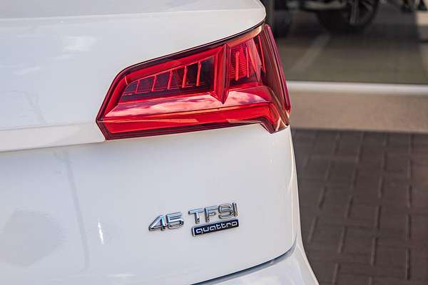 2019 Audi Q5 45 TFSI sport Black Edition FY