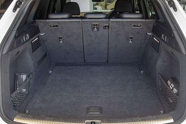 2019 Audi Q5 45 TFSI sport Black Edition FY