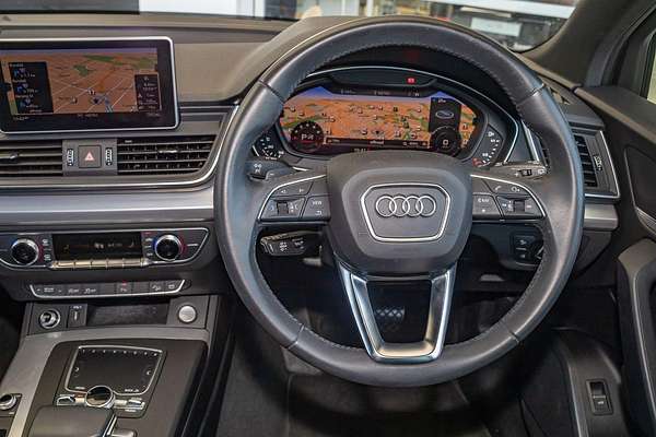 2019 Audi Q5 45 TFSI sport Black Edition FY