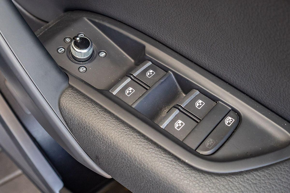 2019 Audi Q5 45 TFSI sport Black Edition FY