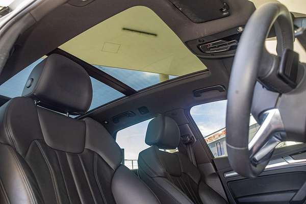 2019 Audi Q5 45 TFSI sport Black Edition FY