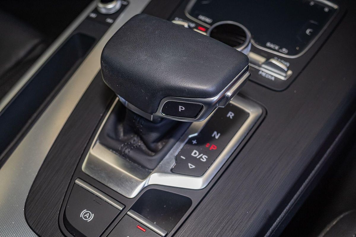 2019 Audi Q5 45 TFSI sport Black Edition FY