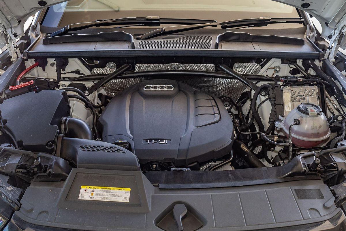 2019 Audi Q5 45 TFSI sport Black Edition FY