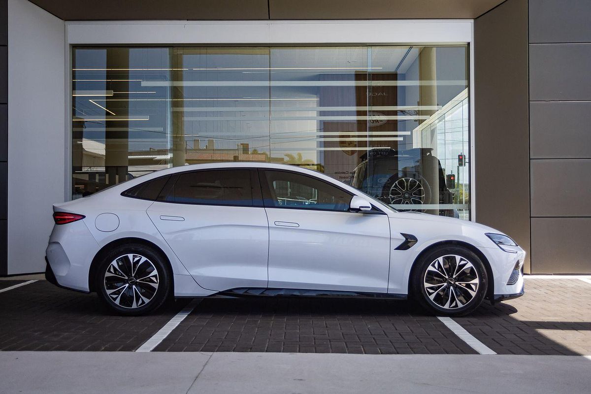 2024 BYD Seal Dynamic