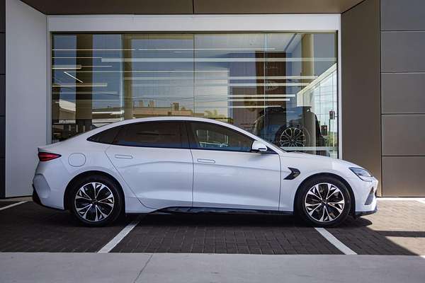 2024 BYD Seal Dynamic