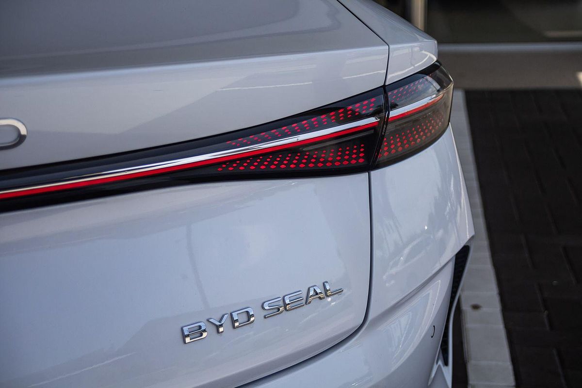 2024 BYD Seal Dynamic