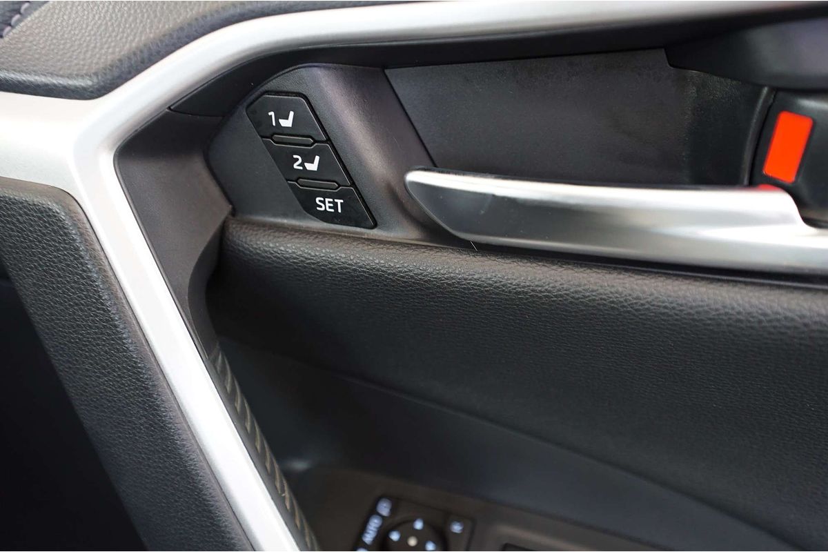 2022 Toyota RAV4 Cruiser MXAA52R