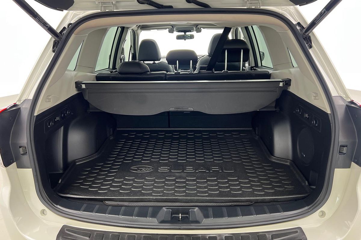 2020 Subaru Forester 2.5i-S S5