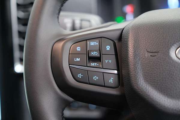 2025 Ford Ranger XLT 4X4 2.0L