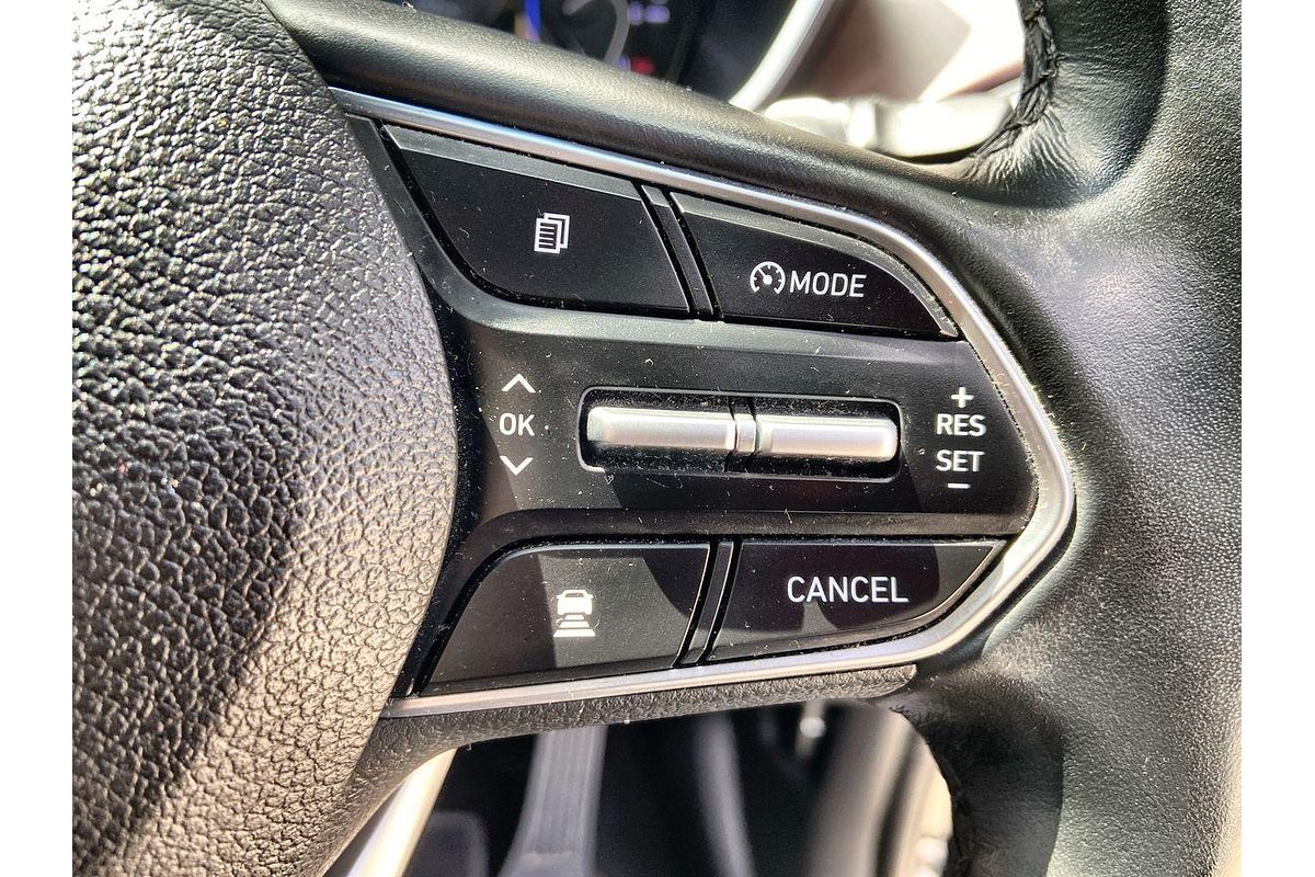 2018 Hyundai Santa Fe Highlander DM5 Series II