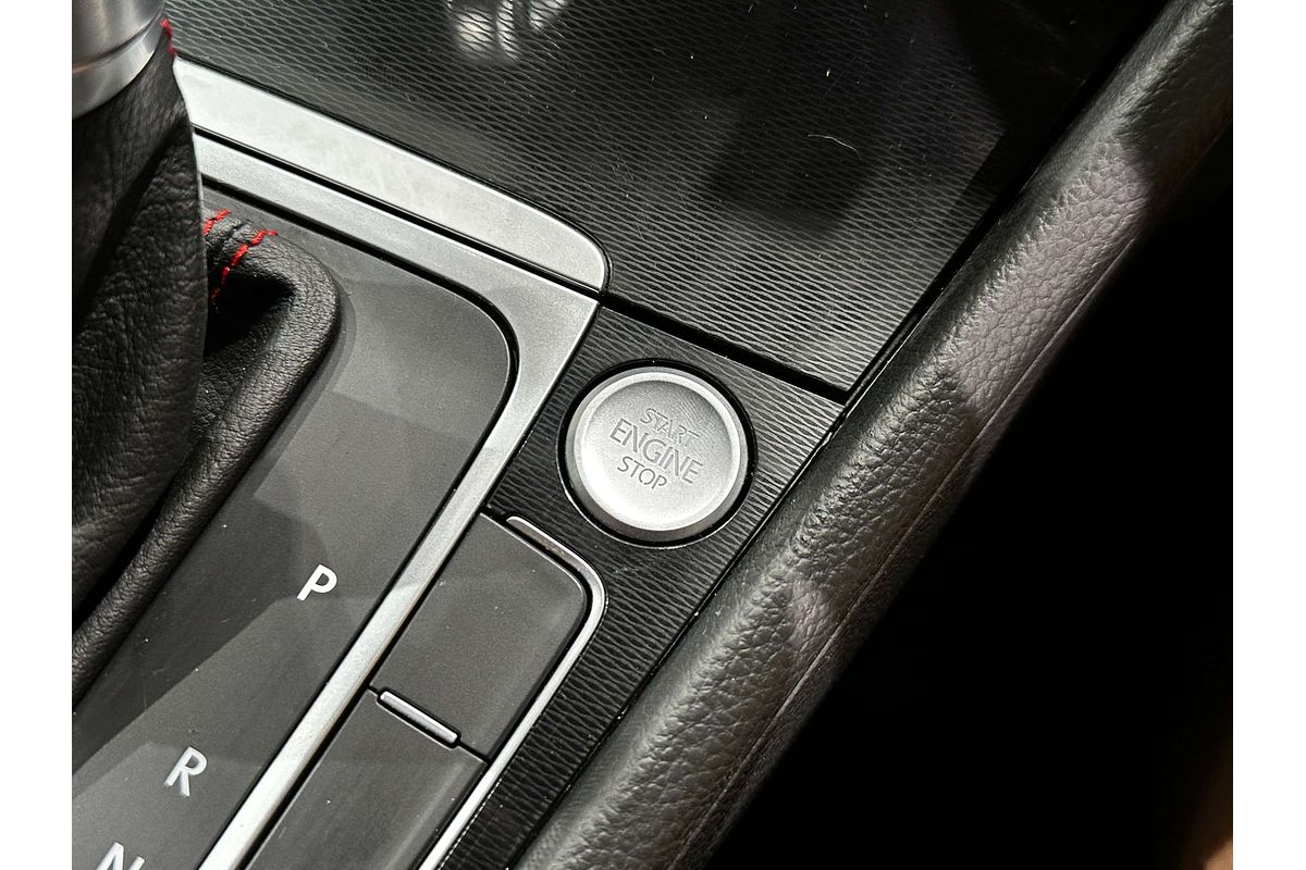 2016 Volkswagen Golf GTI 7