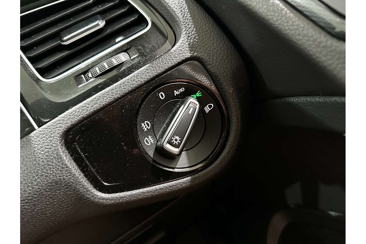 2016 Volkswagen Golf GTI 7