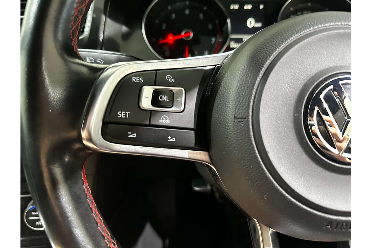 2016 Volkswagen Golf GTI 7