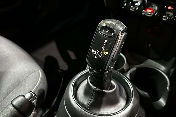 2020 MINI Hatch Cooper F55 LCI