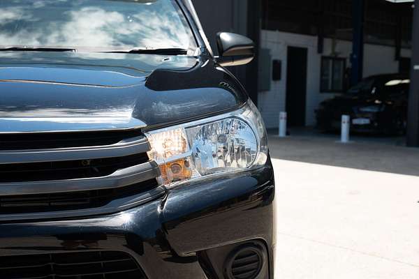 2023 Toyota Hilux SR GUN126R 4X4