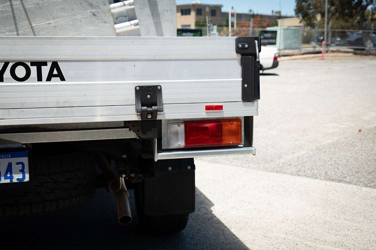 2023 Toyota Hilux SR GUN126R 4X4