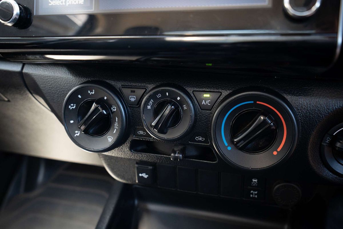 2023 Toyota Hilux SR GUN126R 4X4