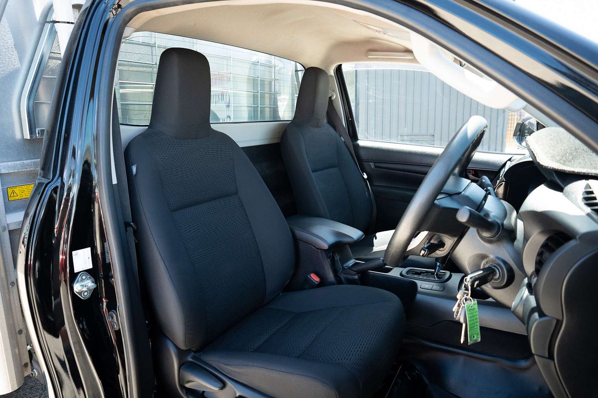 2023 Toyota Hilux SR GUN126R 4X4